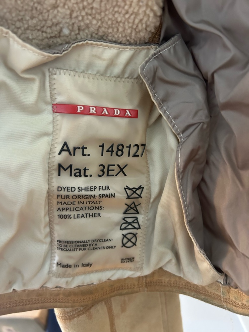 Authentic Prada Tan Shearling-Lined Jacket with Red Logo Tab - Picture 8 of 16